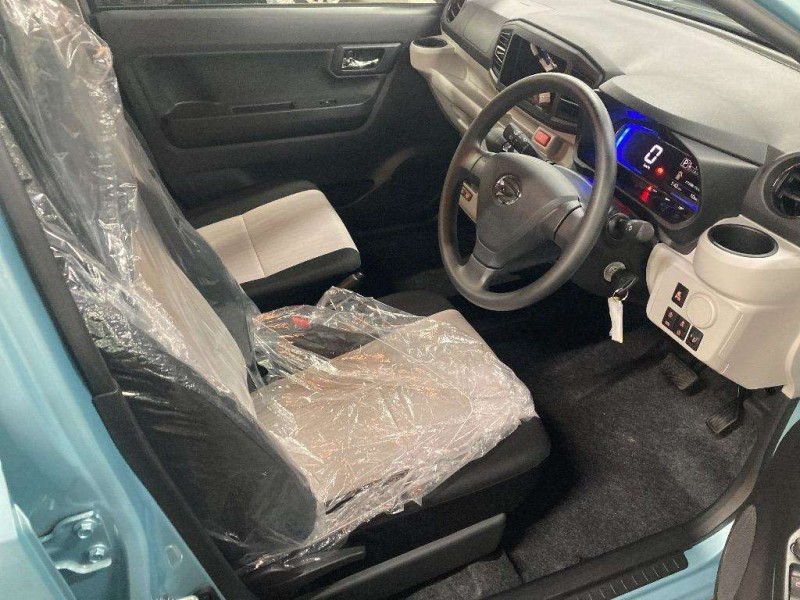 DAIHATSU MIRA E:S 2025/5