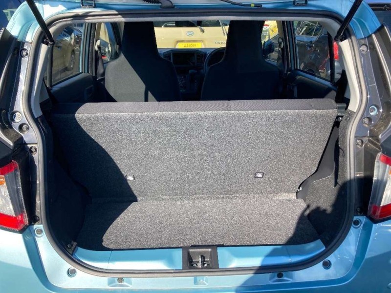 DAIHATSU MIRA E:S 2025/6