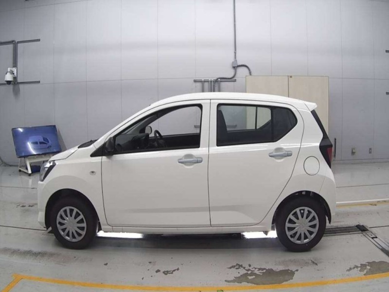 DAIHATSU MIRA E:S 2025/5