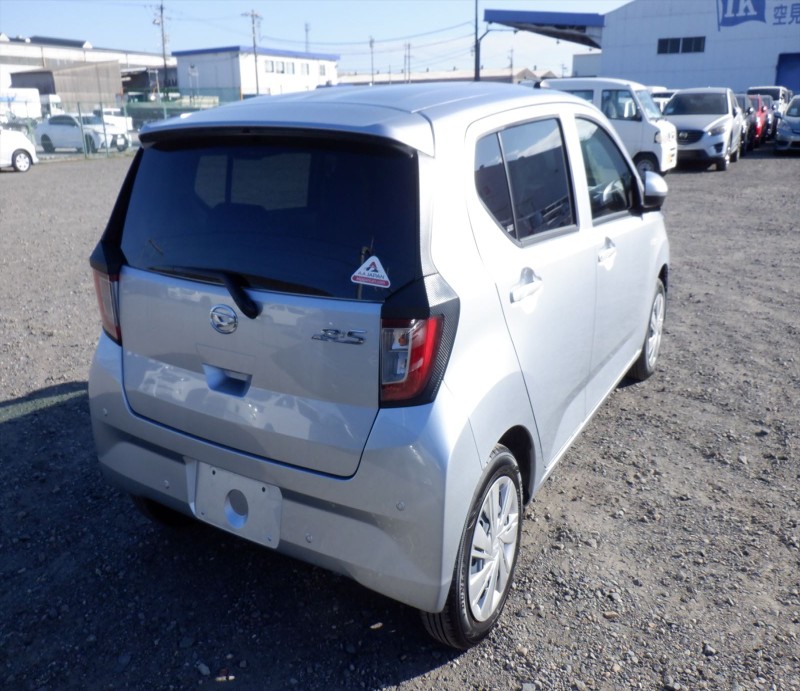 DAIHATSU MIRA E:S 2025/4
