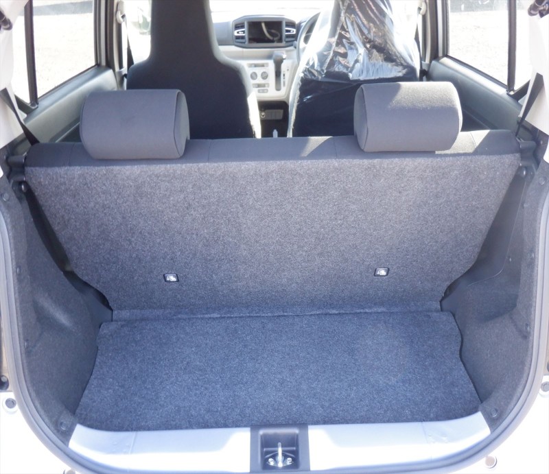 DAIHATSU MIRA E:S 2025/4