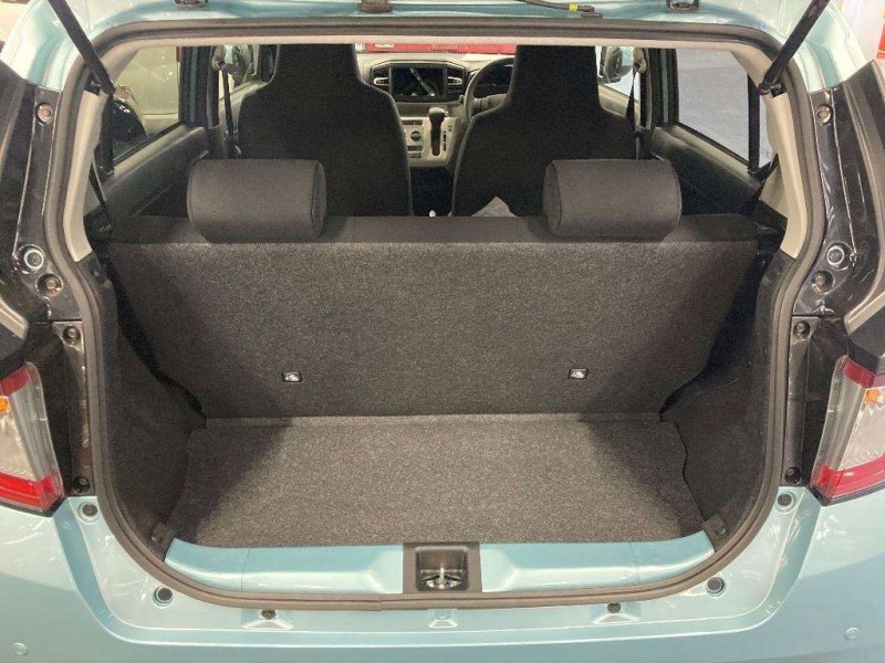 DAIHATSU MIRA E:S 2025/9