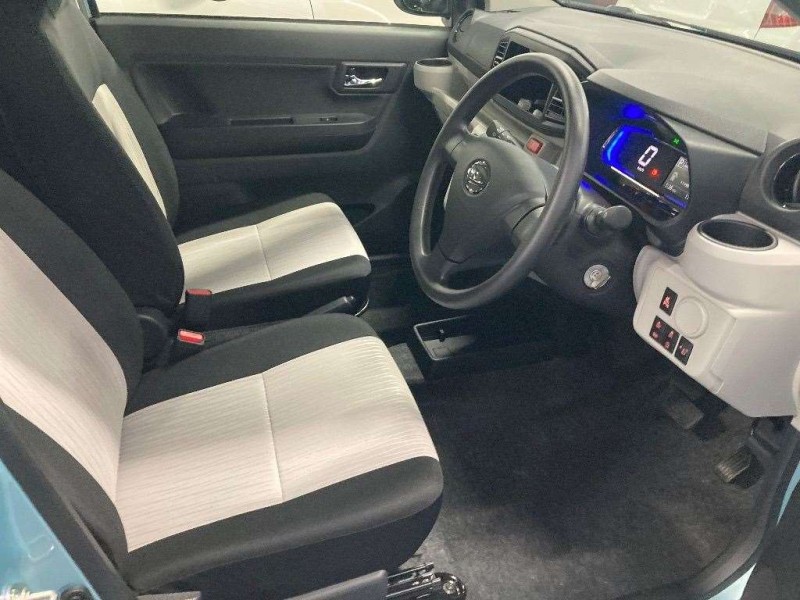 DAIHATSU MIRA E:S 2025/9