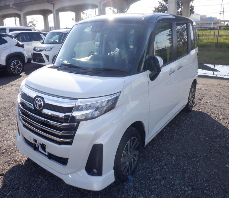 TOYOTA ROOMY 2023/10