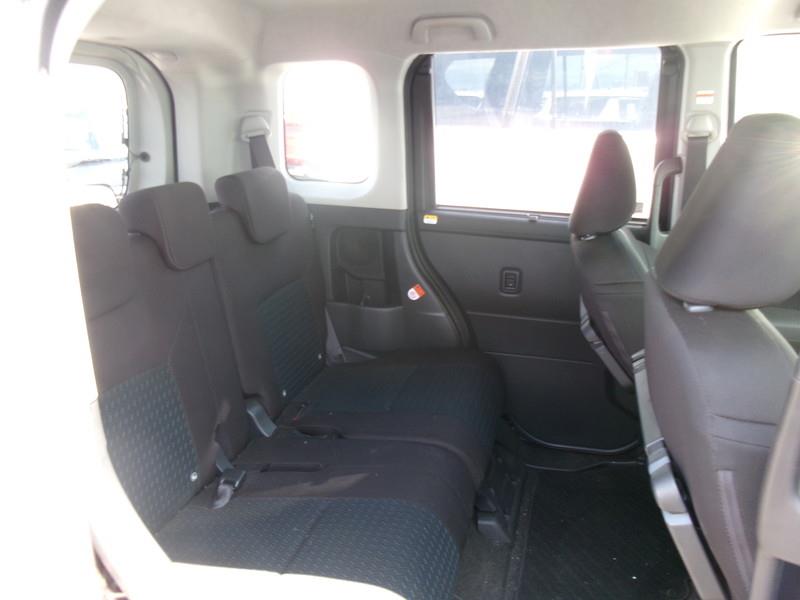 TOYOTA ROOMY 2023/10