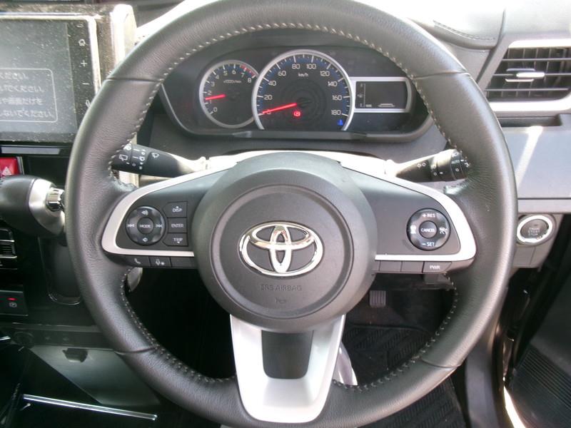 TOYOTA ROOMY 2023/10