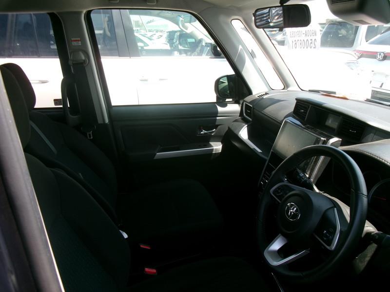 TOYOTA ROOMY 2023/10