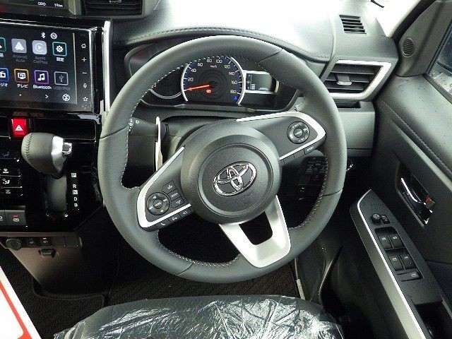 TOYOTA ROOMY 2025/11