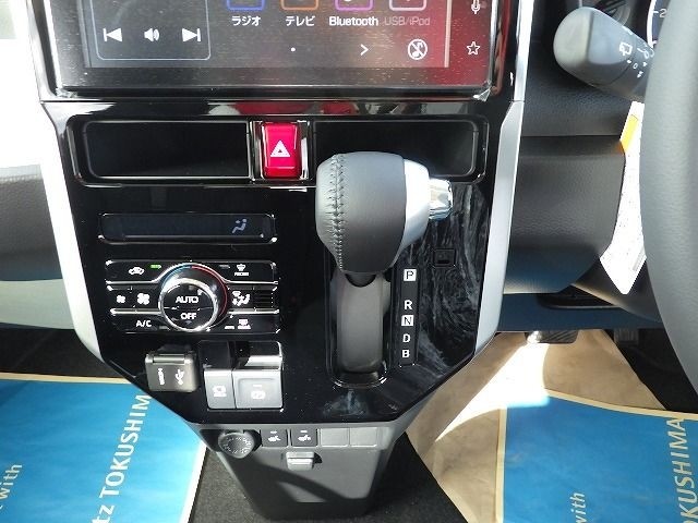 TOYOTA ROOMY 2025/10