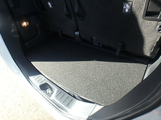 TOYOTA ROOMY 2025/10