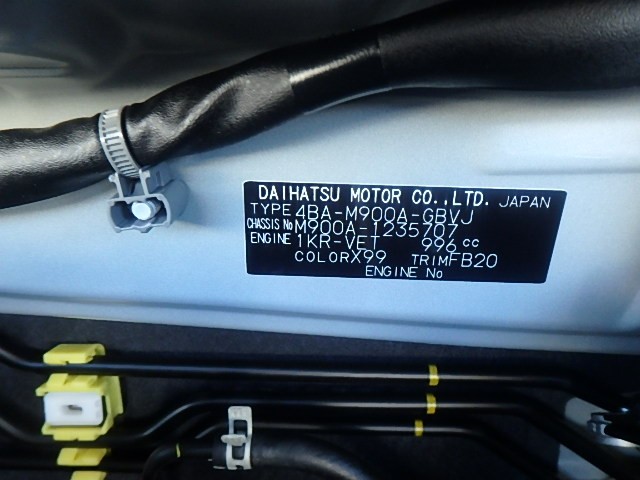 TOYOTA ROOMY 2025/10