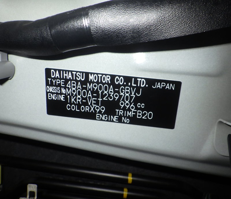 TOYOTA ROOMY 2025/11