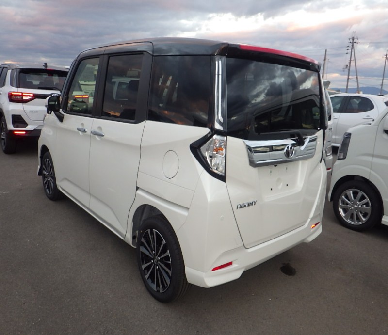 TOYOTA ROOMY 2025/11