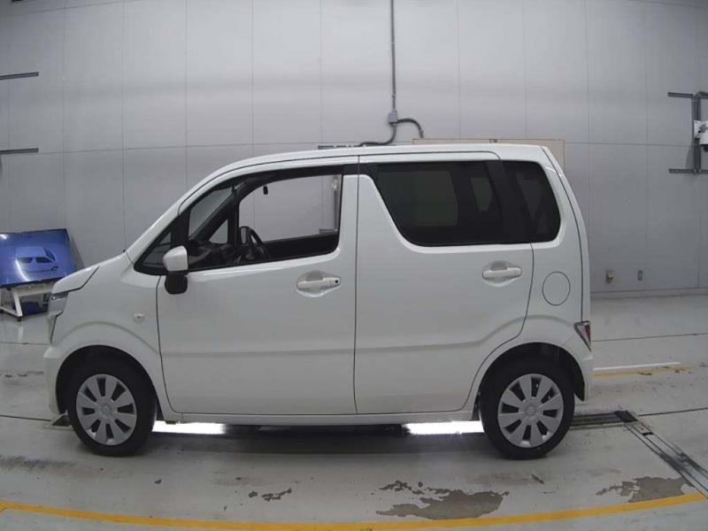 SUZUKI WAGON R 2024/3