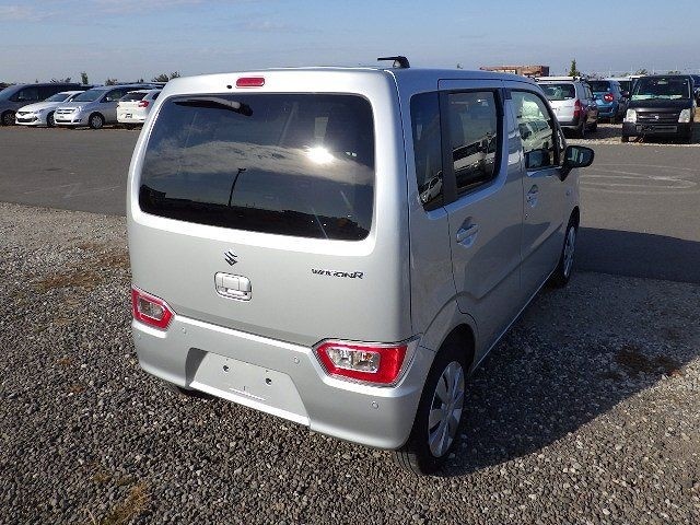 SUZUKI WAGON R 2024/9