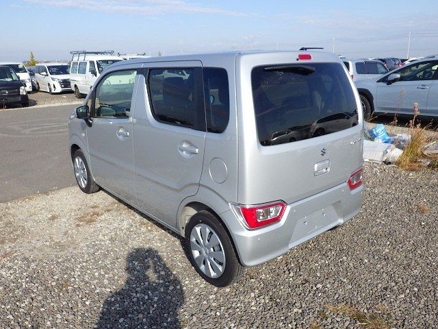 SUZUKI WAGON R 2024/9