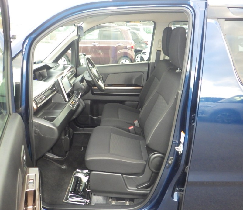 SUZUKI WAGON R CUSTOM Z 2023/4