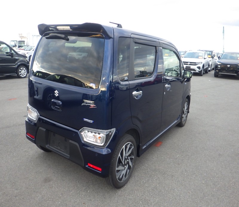 SUZUKI WAGON R CUSTOM Z 2023/4