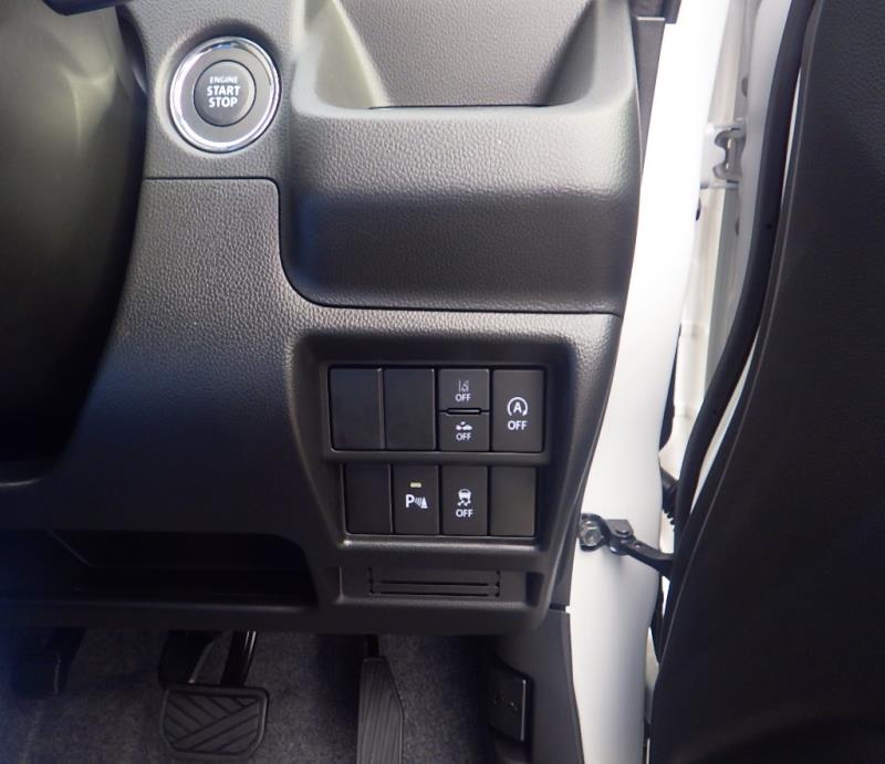 SUZUKI WAGON R CUSTOM Z 2025/9