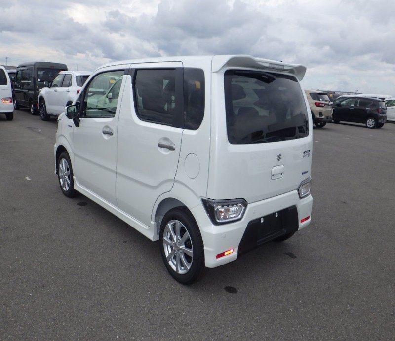 SUZUKI WAGON R CUSTOM Z 2025/9