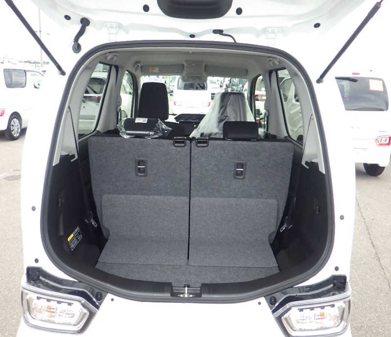 SUZUKI WAGON R CUSTOM Z 2025/9