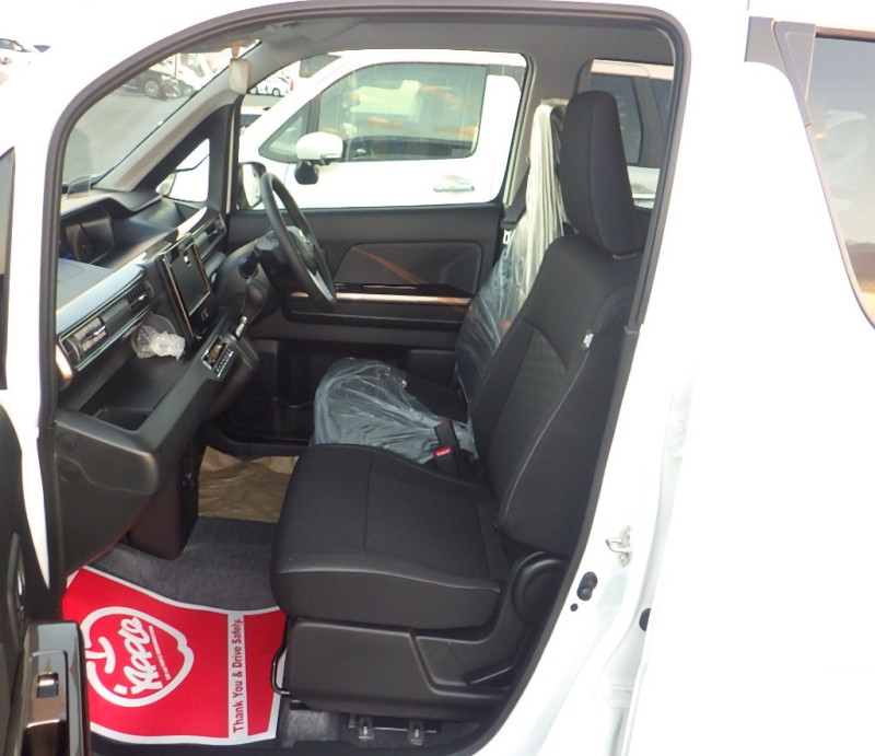 SUZUKI WAGON R CUSTOM Z 2025/11