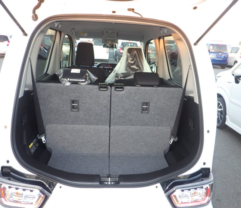 SUZUKI WAGON R CUSTOM Z 2025/11