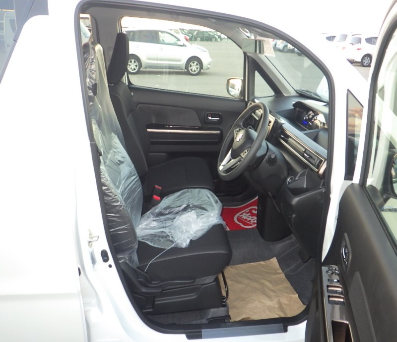 SUZUKI WAGON R CUSTOM Z 2025/11