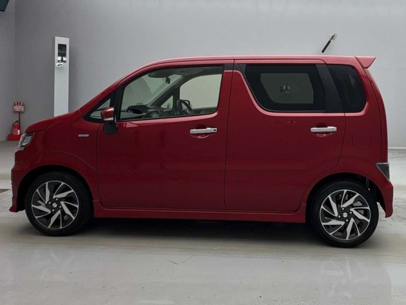 SUZUKI WAGON R CUSTOM Z 2025/10