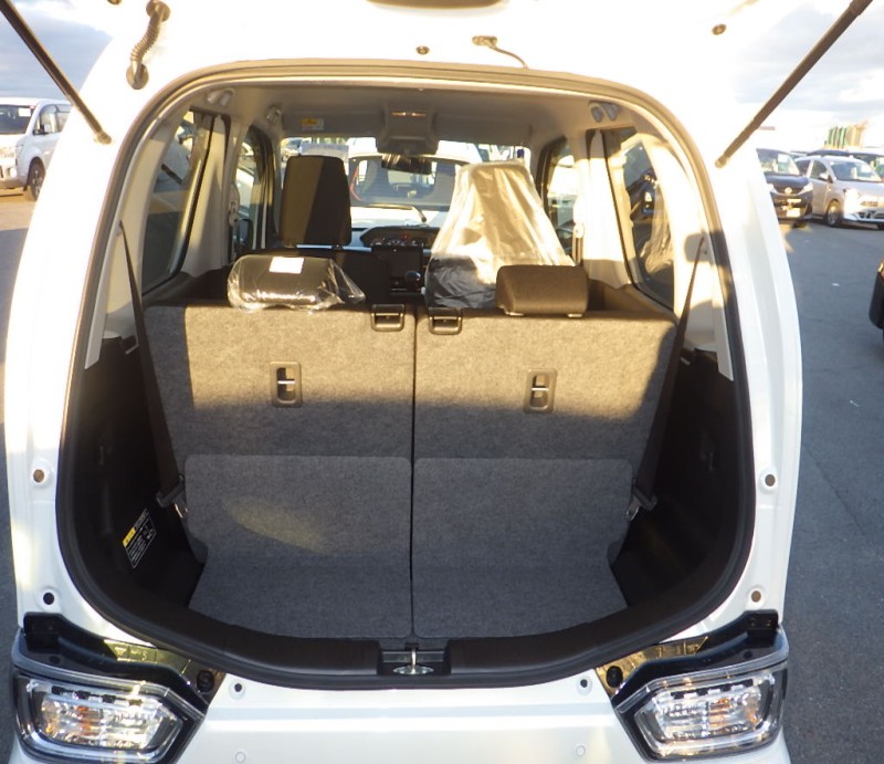 SUZUKI WAGON R CUSTOM Z 2025/11