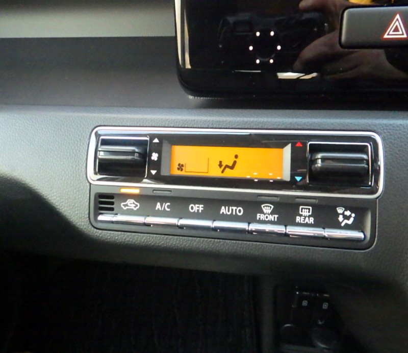 SUZUKI WAGON R CUSTOM Z 2025/11