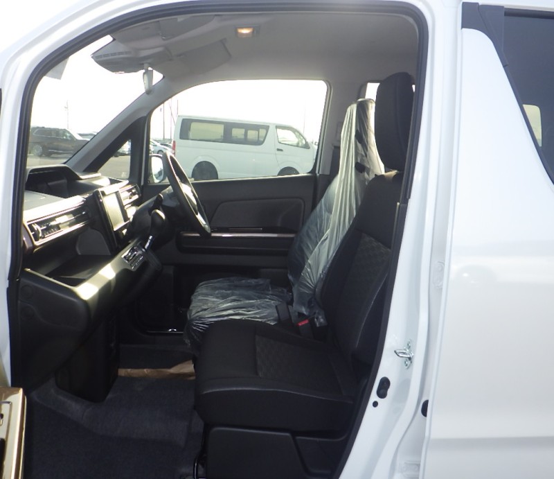 SUZUKI WAGON R CUSTOM Z 2025/11