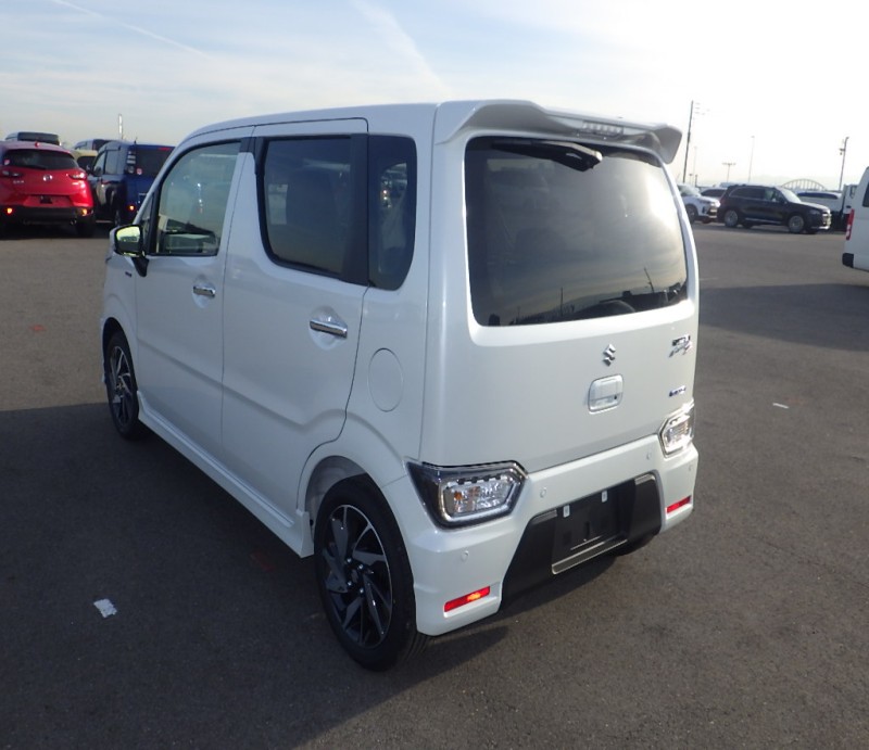 SUZUKI WAGON R CUSTOM Z 2025/11