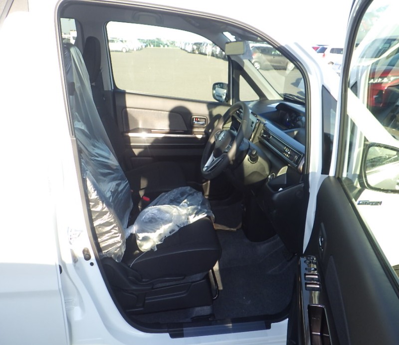 SUZUKI WAGON R CUSTOM Z 2025/12