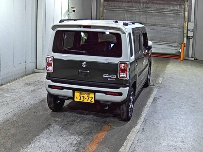 SUZUKI HUSTLER 2023/10