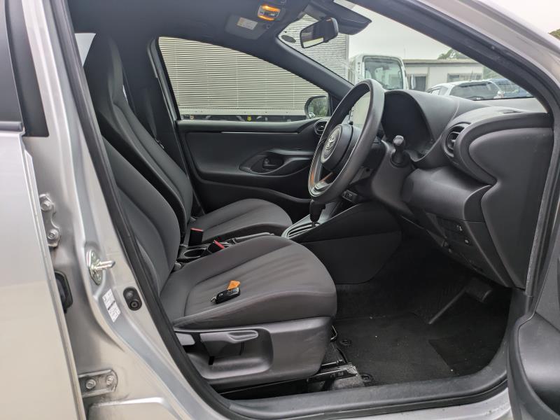 TOYOTA YARIS 2021/8