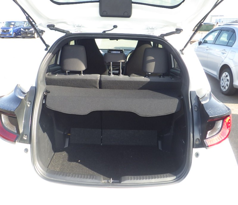 TOYOTA YARIS 2022/10