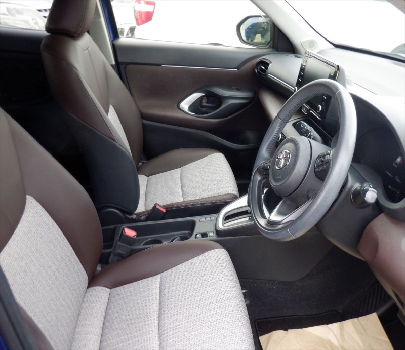 TOYOTA YARIS CROSS 2020/10