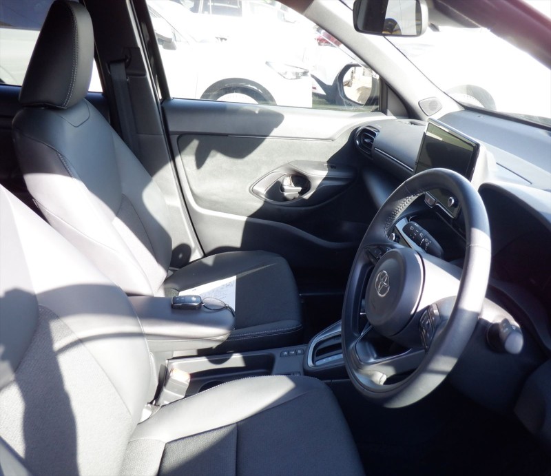 TOYOTA YARIS CROSS 2024/5