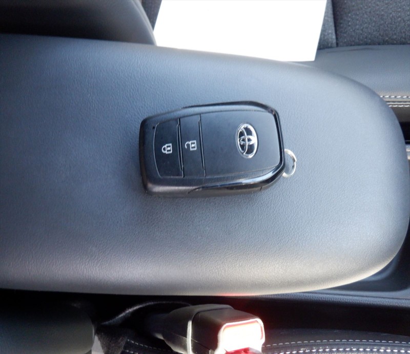 TOYOTA YARIS CROSS 2024/10