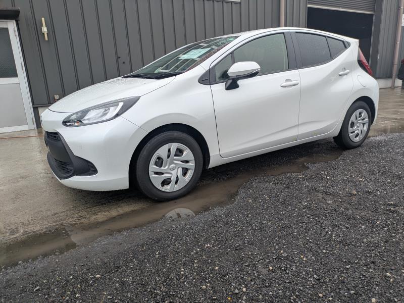 TOYOTA AQUA 2022/8