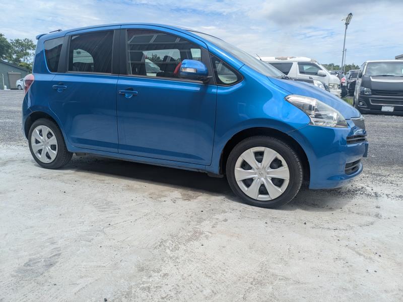 TOYOTA RACTIS 2010/4