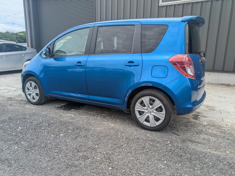 TOYOTA RACTIS 2010/4