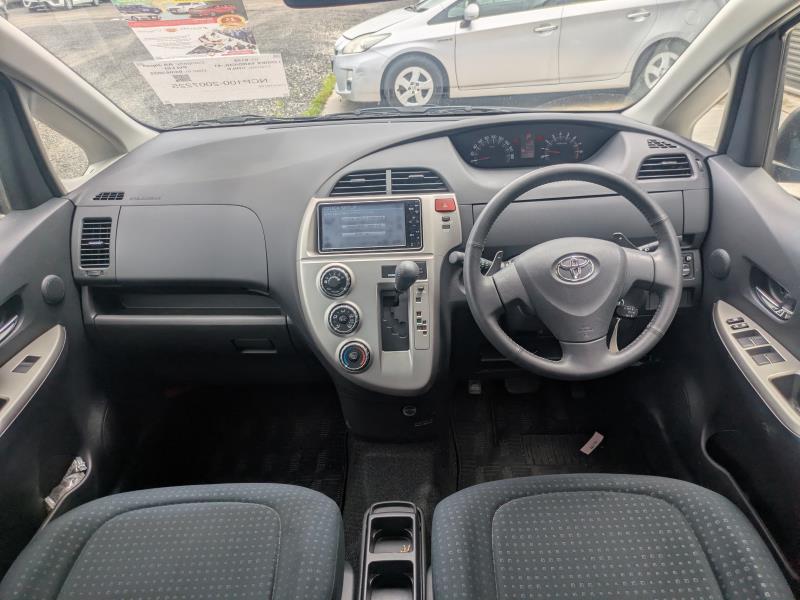 TOYOTA RACTIS 2010/4