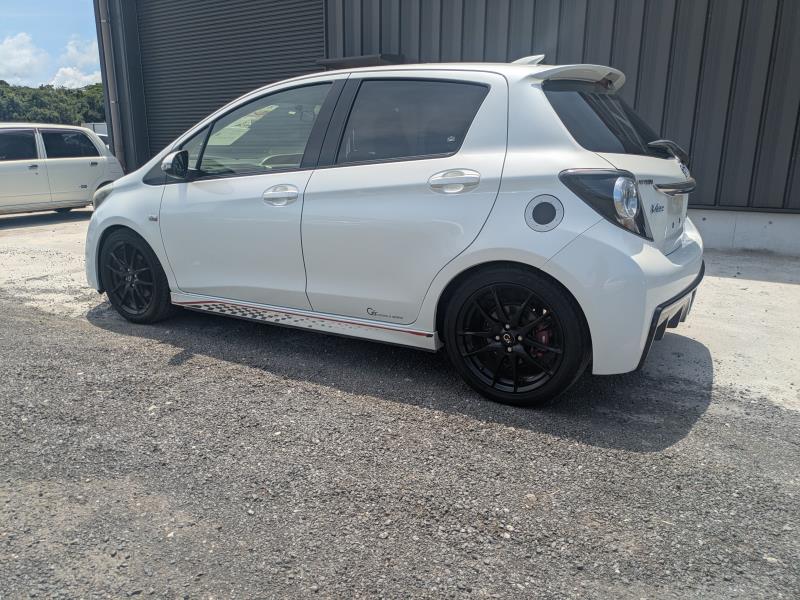 TOYOTA VITZ 2014/10