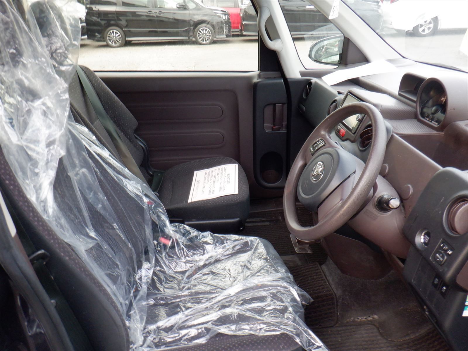 TOYOTA SPADE 2012/11