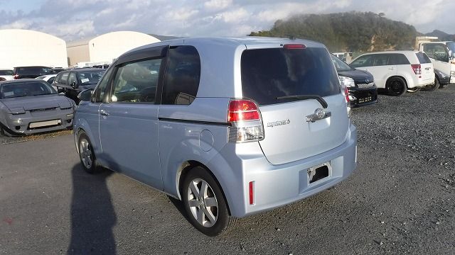 TOYOTA SPADE 2012/10