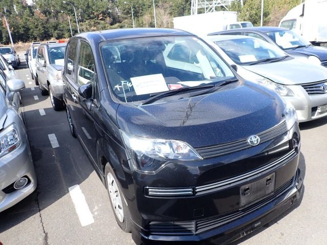 TOYOTA SPADE 2015/2