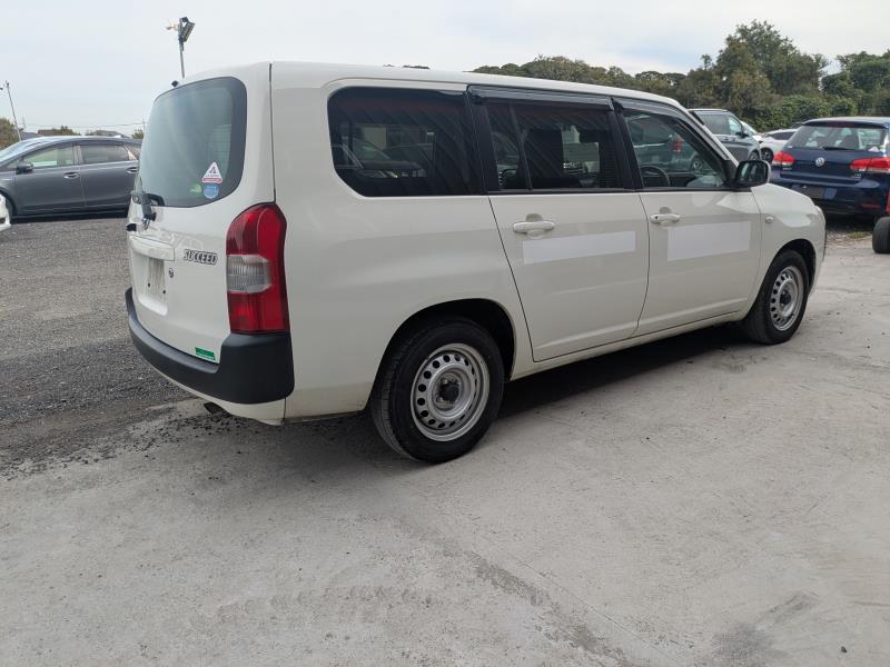 TOYOTA SUCCEED 2020/10