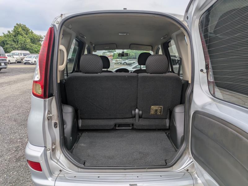 TOYOTA FUNCARGO 2004/5